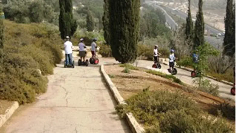 טיילת בית אורות