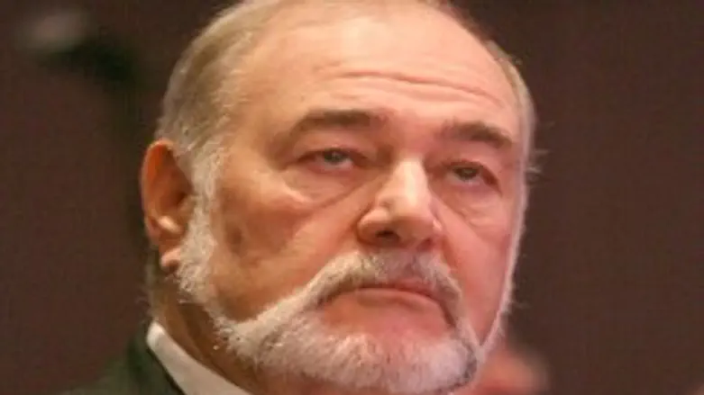 כתב אישום. הירשזון