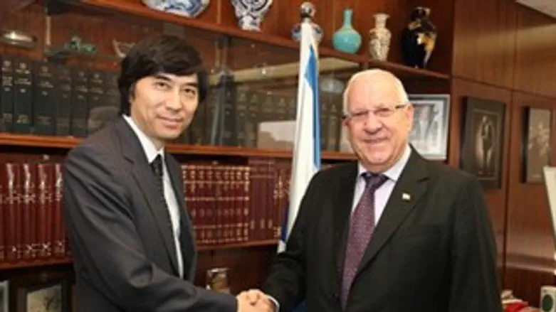 ריבלין עם שגריר יפן היוצא