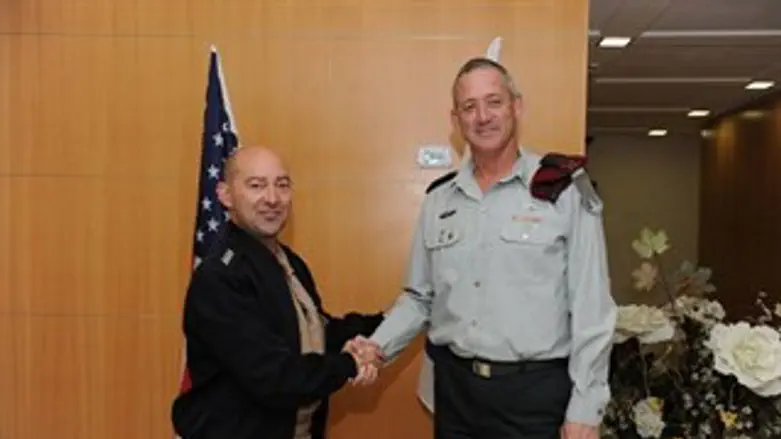 גנץ והאדמירל