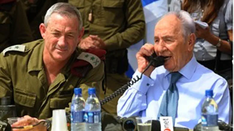 שמעון פרס בני גנץ