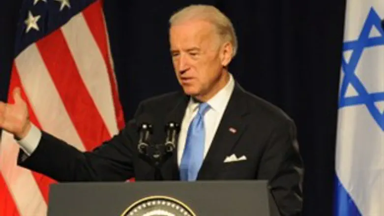 שישאר בכלא כל החיים. ביידן