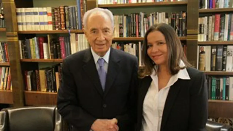 שלי יחימוביץ' שמעון פרס