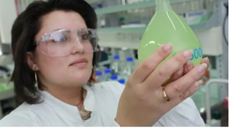 Israeli medical researcher (illustrative)