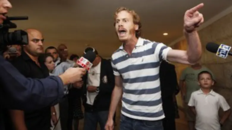 שבואל סחיווסחורדר