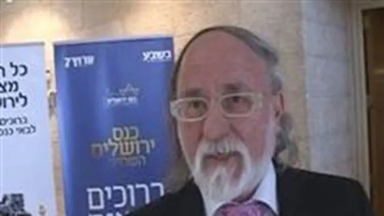 Dr. Haim Shain