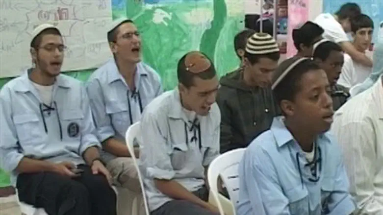 Bnei Akiva Prayer in Ashdod