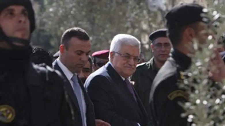 רוצה ללכת? שיילך. אבו מאזן