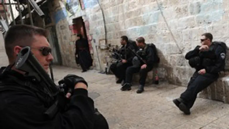 שוטרי יס"מ בעיר העתיקה בירושלים