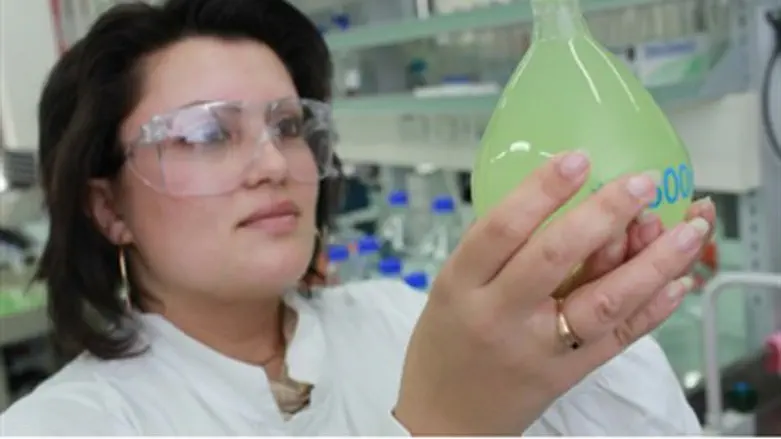 Israeli medical researcher (illustrative)