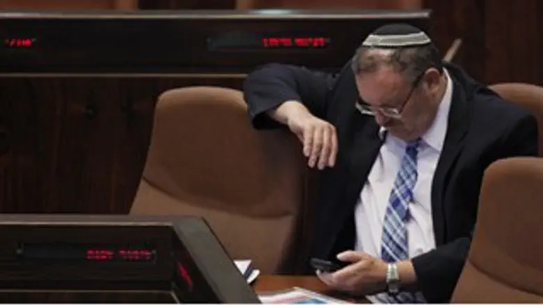 חילופי האשמות. השר הרשקוביץ