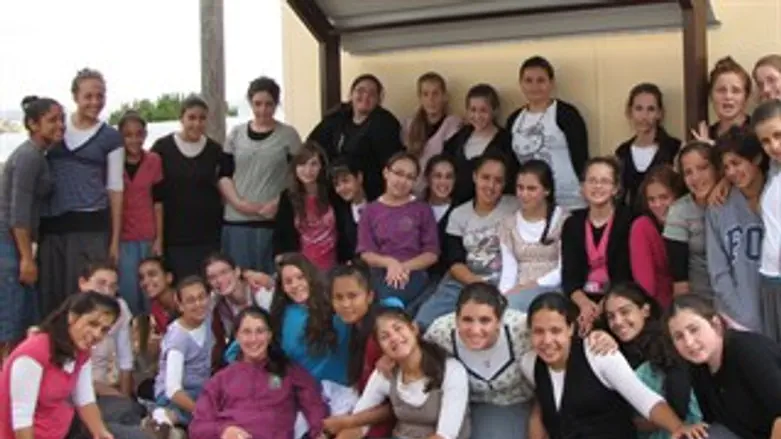 בנות אולפנא