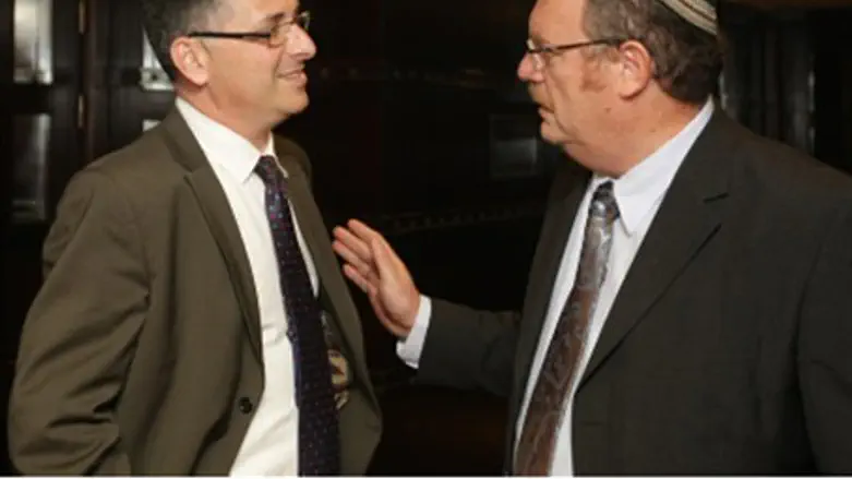 Saar (left) and Hershkowitz (file)