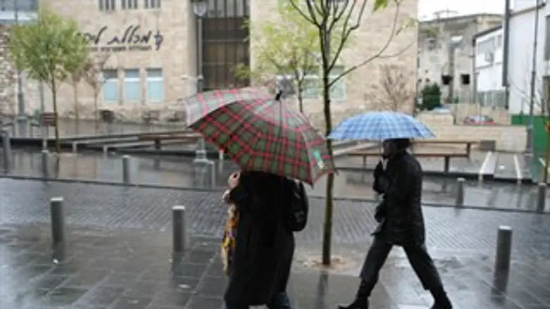 למה יורד גשם?...