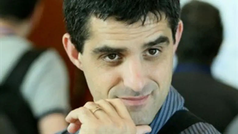 לא יפצה. ברוך קרא.