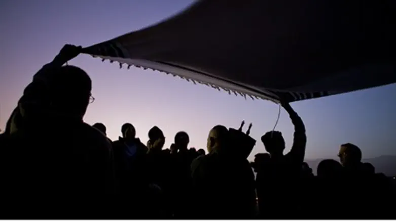 Torah welcoming in Itamar