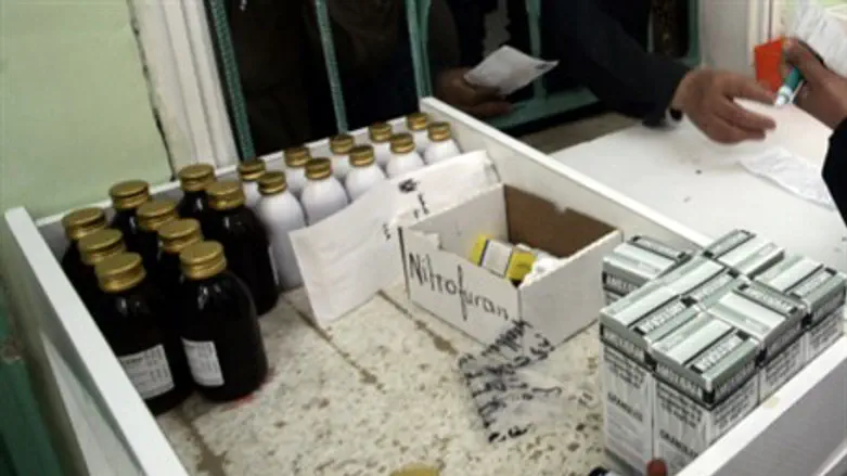 Антибиотики и мы: мнения и комментарии