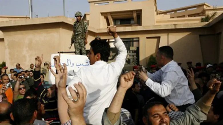 Protesters in Egypt (archive)