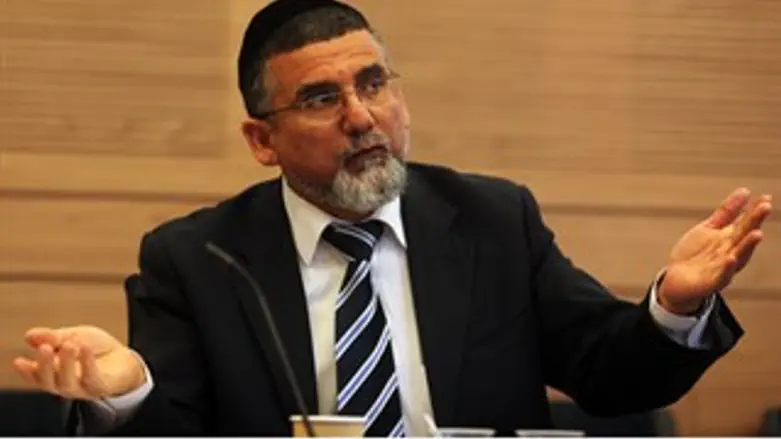 יצחק ועקנין