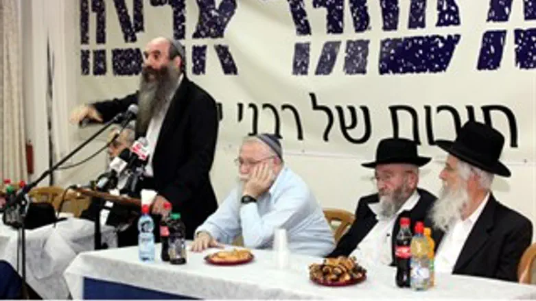 הרב זלמן מלמד הרב חיים שטיינר הרב חיים דרוקמן