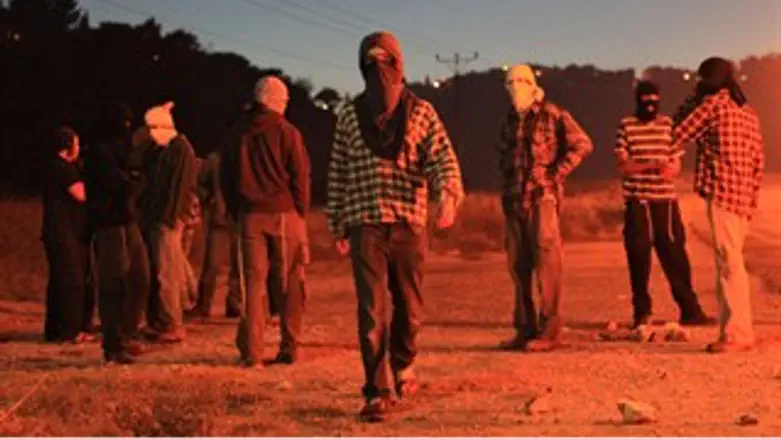 בטוחים בעצמם. נוער הגבעות