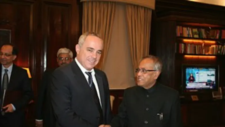 הפגישה היום