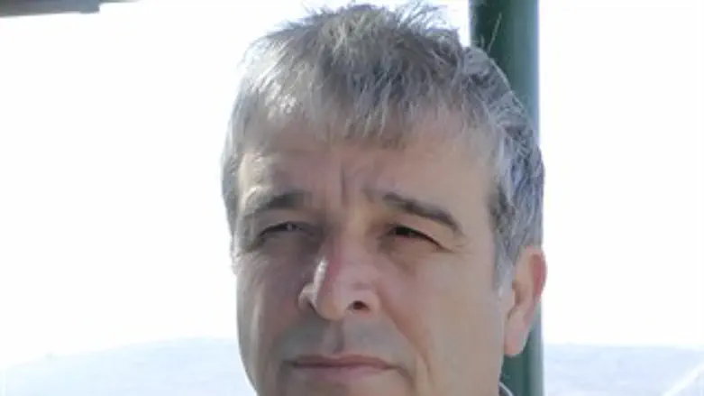 אבי רואה