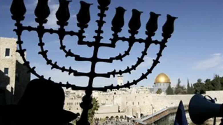 החנוכיה תישאר ליד ההר, גם השנה