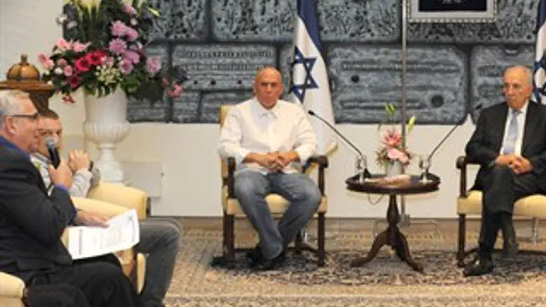 הנשיא ואורחיו היום