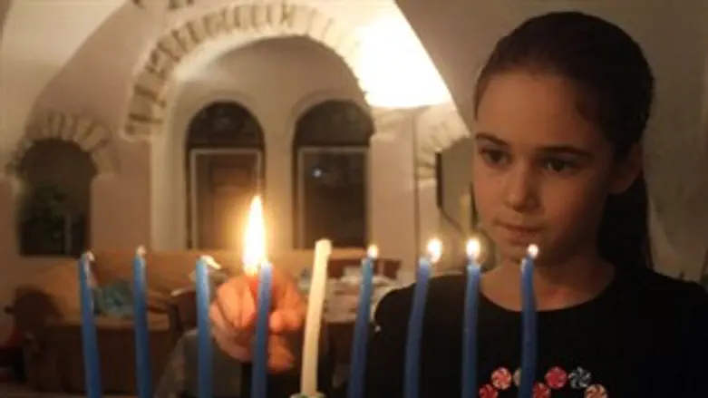 מוסיף והולך