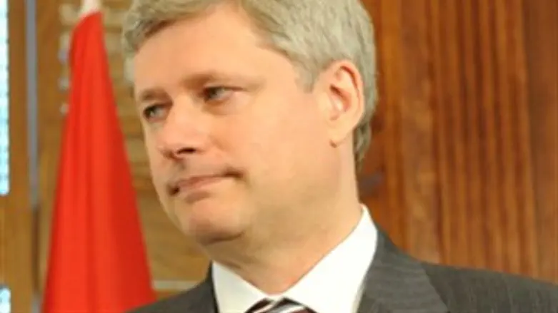 מודאג. סטיבן הרפר