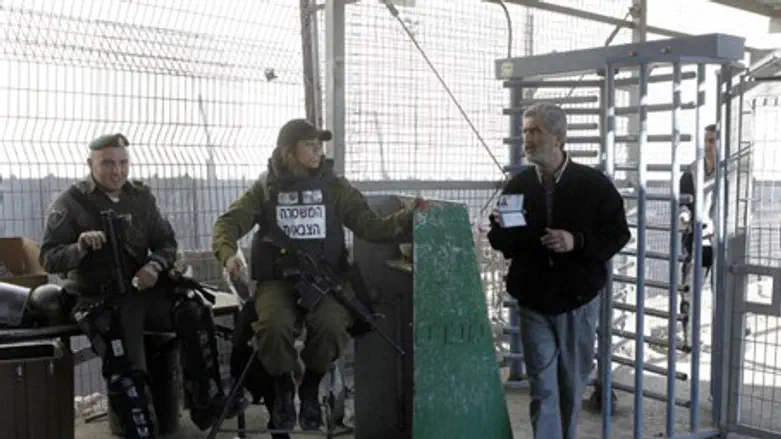 Израильский КПП. Иллюстрация