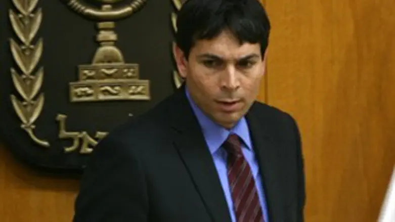 קנס ולכלא. ח"כ דנון