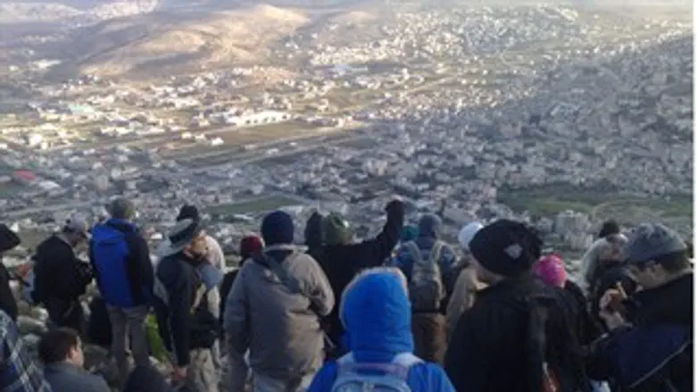 תצפית על שכם מהר עיבל