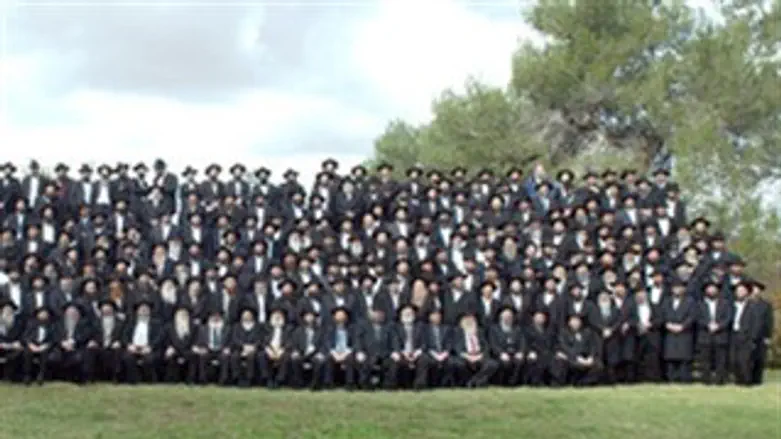 שליח חב"ד בתמונה המסורתית