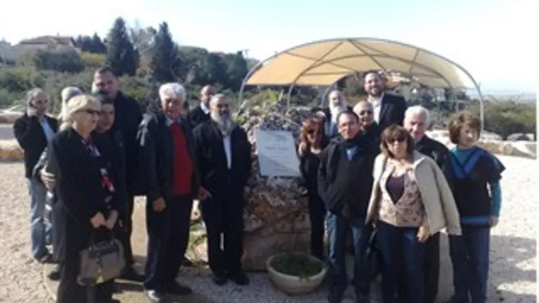 מתצפתים. בכירי פתח תקווה