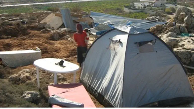 Жителя Ицхара обвиняют в халатности к детям