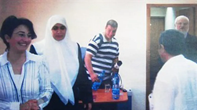 חנין זועבי עם אנשי החמאס