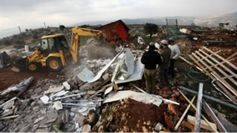 'הגבנו בקול ענות חלושה'