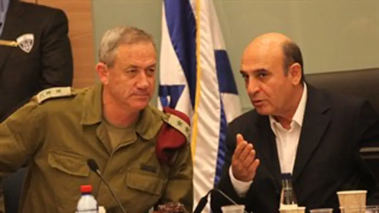 יעכב תקציבים. מופז וגנץ