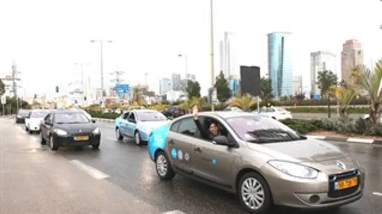 המכוניות החשמליות יוצאות לדרך
