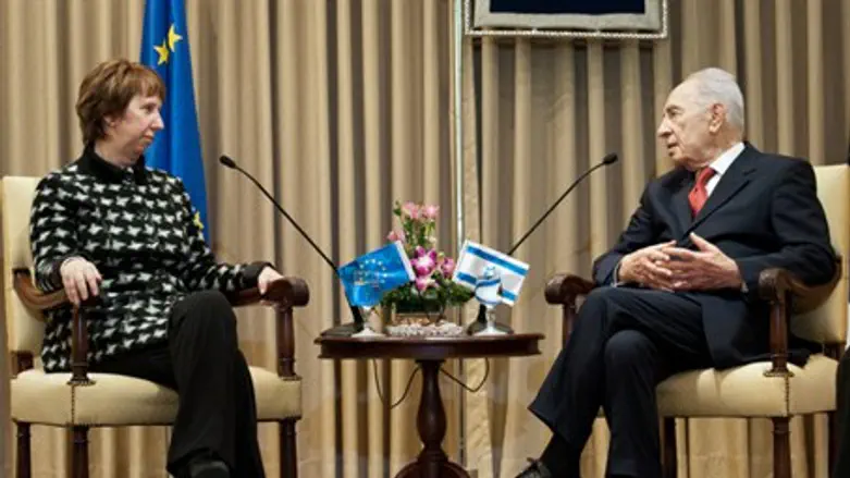 Peres and Ashton