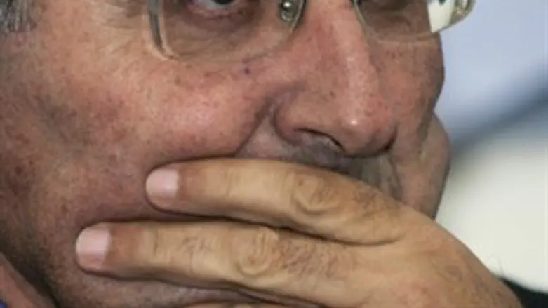 לא שמר על הפה... בן סימון