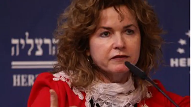 מיכל בלומשטיין