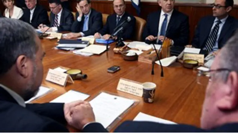 שידברו גלוי. ישיבת ממשלה