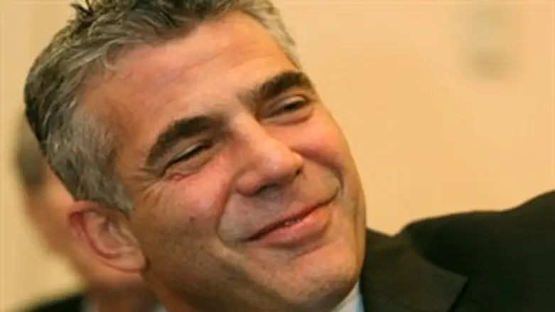 לא אוסף ביצים עזובות. לפיד