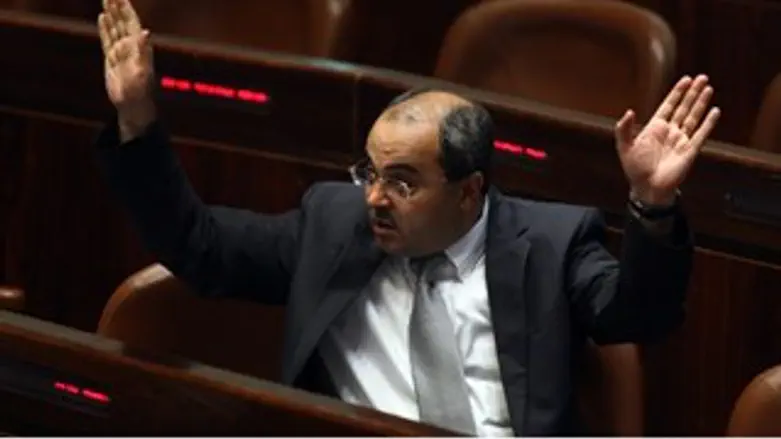 כבר אי אפשר להיות עצוב? טיבי