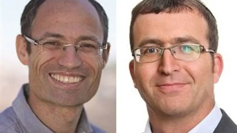 Wolf (right) and Perl