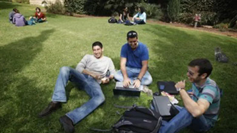 שביתה באוניברסיטה. אילוסטרציה