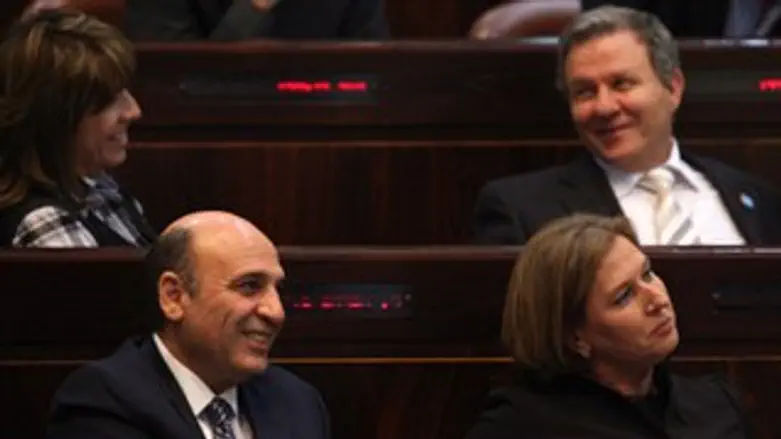 מתמודדים. לבני ומופז